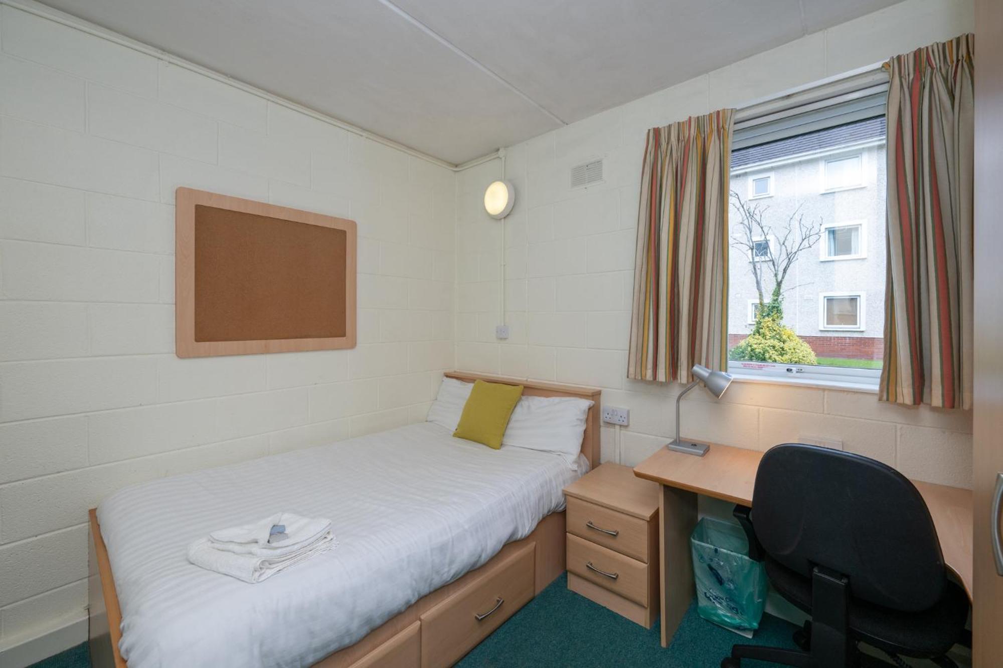 Castlewhite - Ucc Summer Beds Корк Экстерьер фото